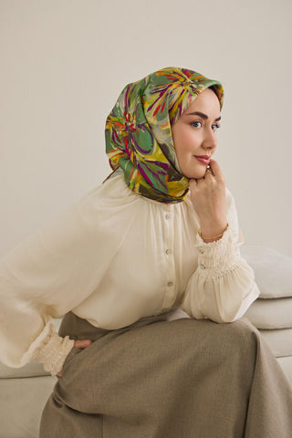 Twill İpek Eşarp Floral Art Desen Koyu Yeşil 90x90 - Twill İpek Eşarp - | Silk Home