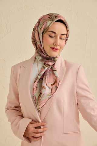 Twill İpek Eşarp Floral Art Desen Toz Pembe 90x90 - Twill İpek Eşarp - | Silk Home