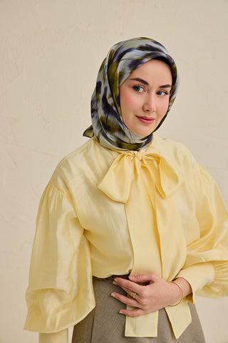 Twill İpek Eşarp Soyut Çiçek Desen Bebe Mavi 90x90 - Twill İpek Eşarp - | Silk Home
