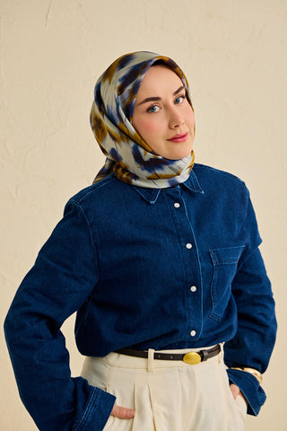 Twill İpek Eşarp Soyut Çiçek Desen Gece Mavisi 90x90 - Twill İpek Eşarp - | Silk Home