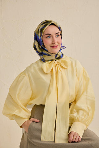 Twill İpek Eşarp Soyut Çiçek Desen Butter Yellow 90x90 - Twill İpek Eşarp - | Silk Home