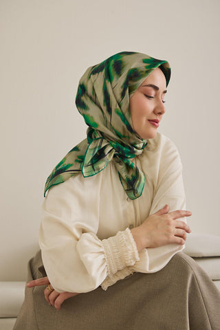 Twill İpek Eşarp Soyut Çiçek Desen Patina Yeşili 90x90 - Twill İpek Eşarp - | Silk Home