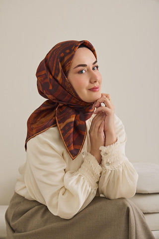 Twill İpek Eşarp Soyut Desen Acı Kahve 90x90 - Twill İpek Eşarp - | Silk Home