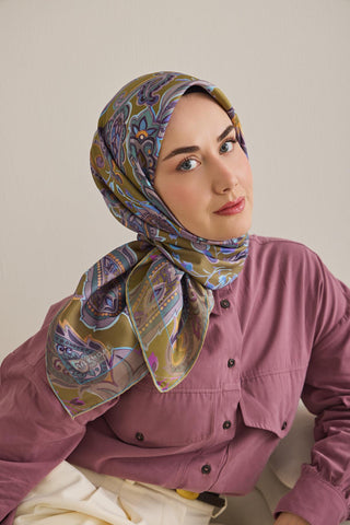 Twill İpek Eşarp Badem Motif Desen Yağ Yeşili 90x90 - Twill İpek Eşarp - | Silk Home
