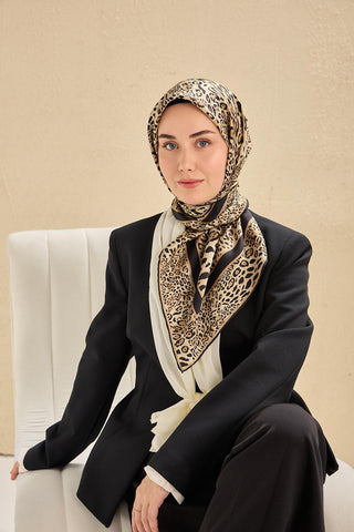 Twill Silk Scarf, Navy Blue, Green Tones, Patterned, Firm Structure, 90x90 cm.