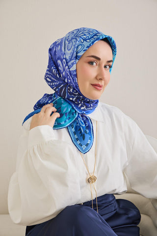 Twill Silk Scarf, Navy Blue, Green Tones, Patterned, Firm Structure, 90x90 cm.