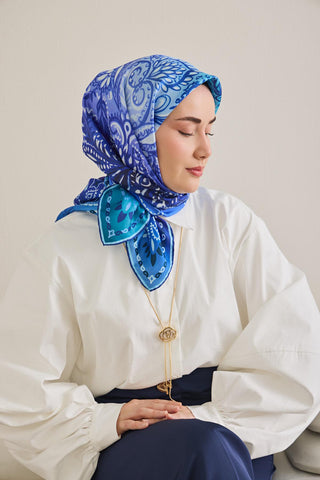 Twill İpek Eşarp Klasik Motif Mavi 90x90 - Twill İpek Eşarp - | Silk Home