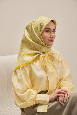 Twill İpek Eşarp Barok Uçuk Sarı 90x90 - Twill İpek Eşarp - | Silk Home