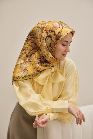 Twill İpek Eşarp Büyük Çiçek Gold 90x90