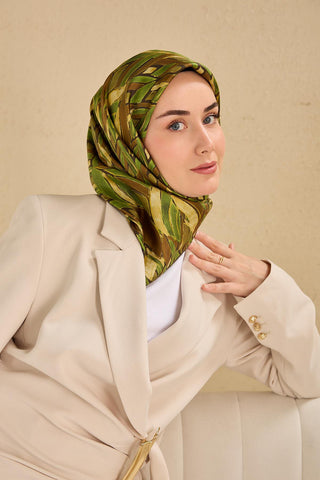 Twill Silk Scarf, Navy Blue, Green Tones, Patterned, Firm Structure, 90x90 cm.