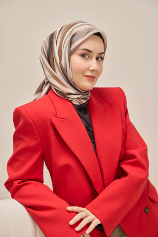 Twill İpek Eşarp Kıvrımlı Şerit Sütlü Kahve 90x90 - Twill İpek Eşarp - | Silk Home