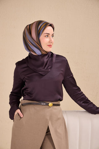 Twill Silk Scarf, Navy Blue, Green Tones, Patterned, Firm Structure, 90x90 cm.
