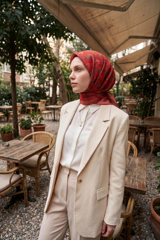Soft Eşarp Floral Line Kırmızı 90x90 - Soft Eşarp - | Silk Home