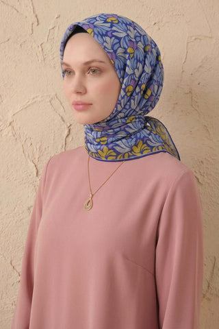 Soft Eşarp Floral Line Saks Mavi 90x90 - Soft Eşarp - | Silk Home