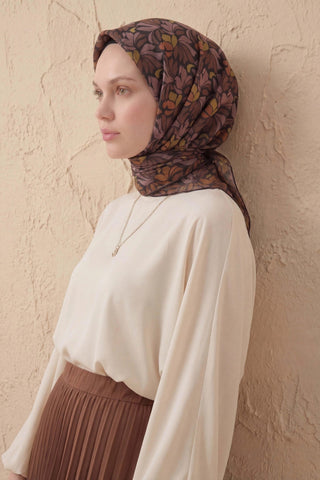 Soft Eşarp Floral Line Soluk Siyah 90x90 - Soft Eşarp - | Silk Home