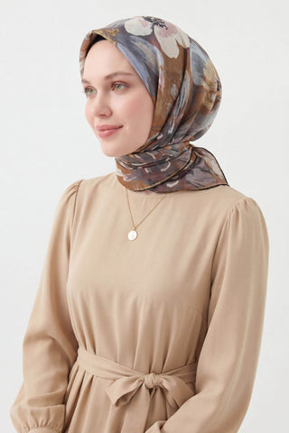 Soft Eşarp Flower Sütlü Kahve