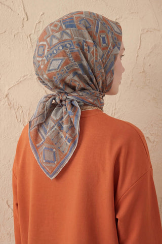 Soft Eşarp Geometrik Desen Açık Gri 90x90 - Soft Eşarp - | Silk Home