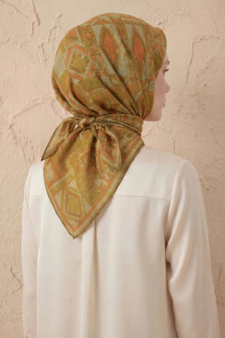 Soft Eşarp Geometrik Desen Asit 90x90 - Soft Eşarp - | Silk Home