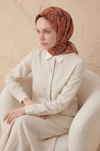 Soft Eşarp Geometrik Desen Koyu Turuncu 90x90 - Soft Eşarp - | Silk Home