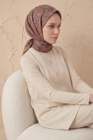 Soft Eşarp Geometrik Desen Küf Yeşili 90x90 - Soft Eşarp - | Silk Home