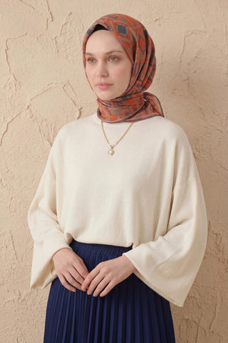 Soft Eşarp Geometrik Desen Narçiçeği 90x90 - Soft Eşarp - | Silk Home