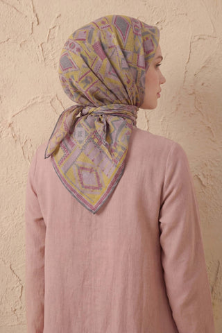 Soft Eşarp Geometrik Desen Pastel Pembe 90x90 - Soft Eşarp - | Silk Home