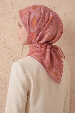 Soft Eşarp Geometrik Desen Pembe 90x90 - Soft Eşarp - | Silk Home