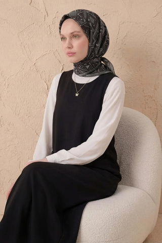 Soft Eşarp Geometrik Desen Siyah 90x90 - Soft Eşarp - | Silk Home