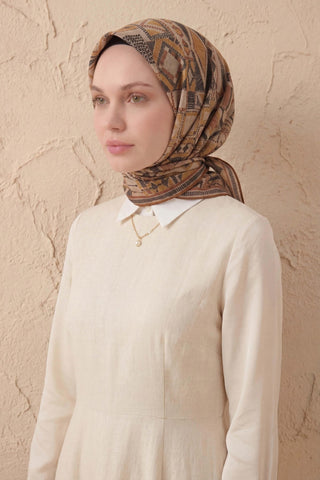 Soft Eşarp Geometrik Desen Vizon 90x90 - Soft Eşarp - | Silk Home