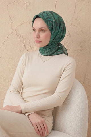 Soft Eşarp Geometrik Desen Zümrüt Yeşili 90x90 - Soft Eşarp - | Silk Home