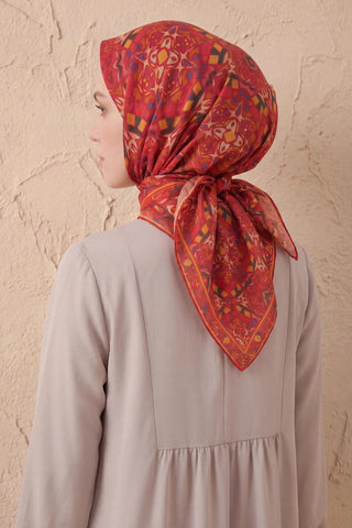 Soft Eşarp Geometrik Narçiçeği 90x90