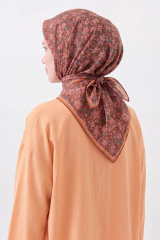 Soft Eşarp Mini Floral Sütlü Kahve