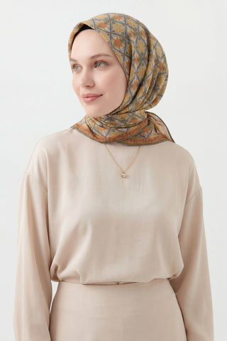 Soft Eşarp Minimal Motif Koyu Gri - Soft Eşarp - | Silk Home