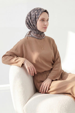 Soft Eşarp Yaprak Desen Füme 90x90 - Soft Eşarp - | Silk Home