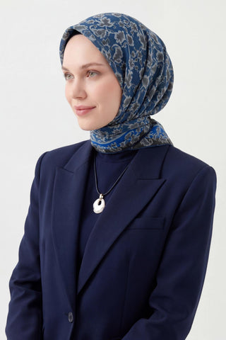 Soft Eşarp Yaprak Desen Gece Mavisi 90x90 - Soft Eşarp - | Silk Home