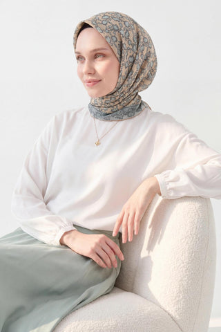 Soft Eşarp Yaprak Desen Krem Rengi 90x90 - Soft Eşarp - | Silk Home