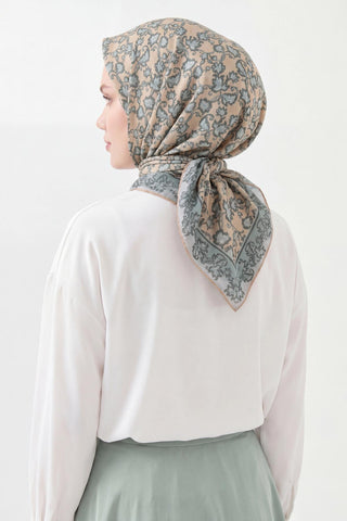 Soft Eşarp Yaprak Desen Krem Rengi 90x90 - Soft Eşarp - | Silk Home