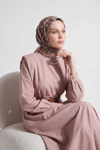 Soft Eşarp Yaprak Desen Mocha Mousse 90x90 - Soft Eşarp - | Silk Home