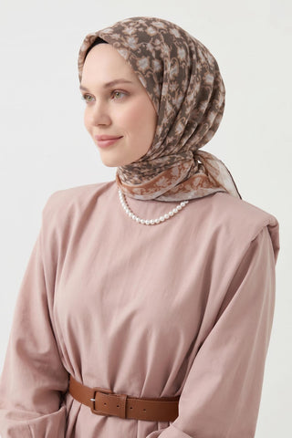 Soft Eşarp Yaprak Desen Mocha Mousse 90x90 - Soft Eşarp - | Silk Home