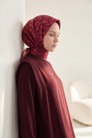 Soft Eşarp Yaprak Desen Mürdüm 90x90 - Soft Eşarp - | Silk Home