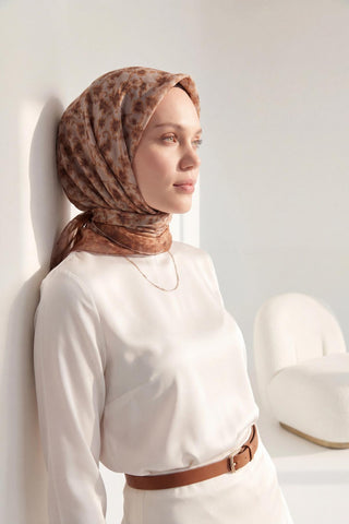 Soft Eşarp Yaprak Desen Taş 90x90 - Soft Eşarp - | Silk Home