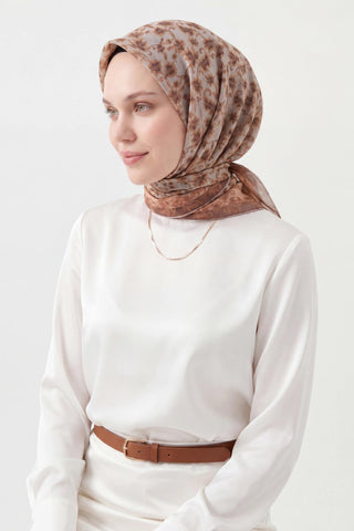 Soft Eşarp Yaprak Desen Taş 90x90 - Soft Eşarp - | Silk Home