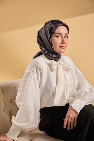Twill İpek Bloom Eşarp Siyah 90x90 - Twill İpek Eşarp - | Silk Home