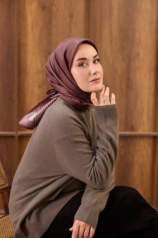 Twill İpek Eşarp Fluid Lines Şarabi - Twill İpek Eşarp - | Silk Home