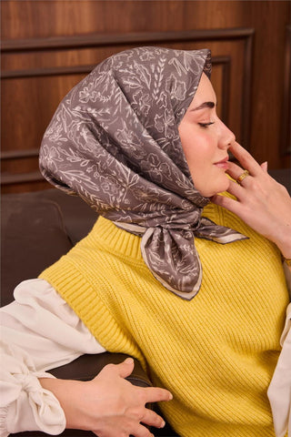 Twill İpek Eşarp Gri-Gümüş Çiçek Desenli Tok Duruşlu Kaymaz 90X90