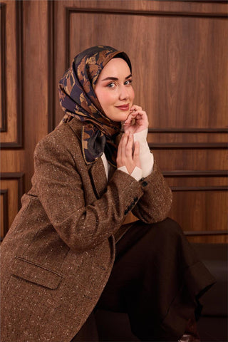 Twill İpek Eşarp Lacivert Çiçek Desenli Tok Duruşlu 90X90