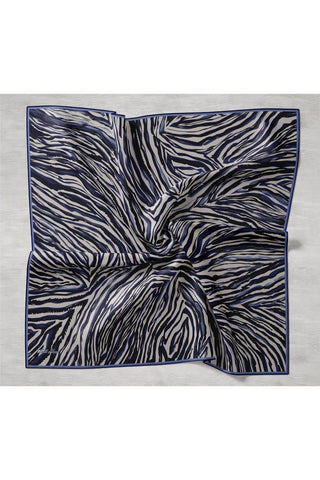 Twill İpek Eşarp Lacivert Ekru İndigo Dalga Desenli Tok Duruşlu 90X90