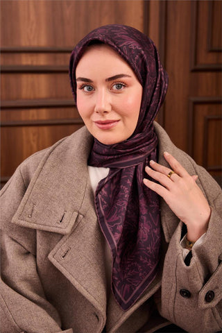 Twill İpek Eşarp Mürdüm Çiçek Desenli Tok Duruşlu 90X90