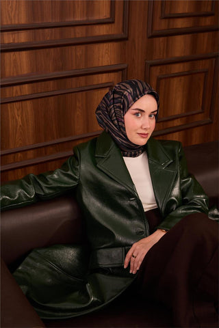 Twill İpek Eşarp Petrol Yeşili Erguvan Geometrik Desenli Tok Duruşlu 90X90