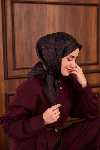 Twill İpek Eşarp Siyah Bordo Çiçek Desenli Tok Duruşlu 90X90